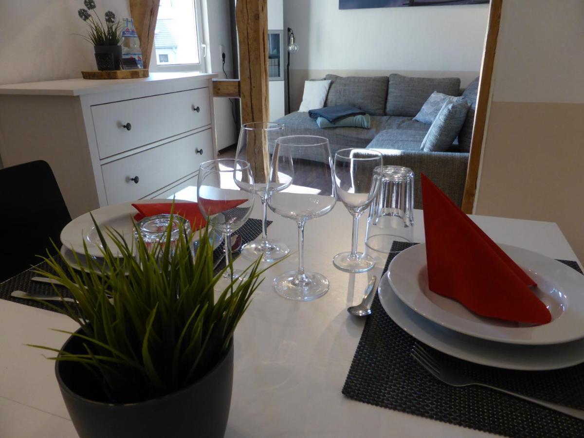 Ferienwohnung Friedrich Schiller, 2 Schlafzimmer, Balkon,kostenloses WiFi, nähe Zentrum, Jena Exterior foto