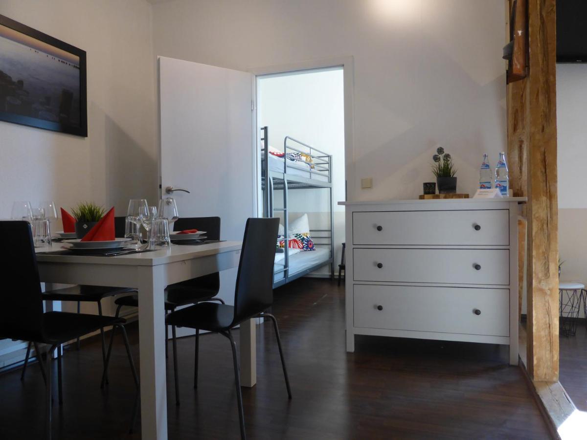 Ferienwohnung Friedrich Schiller, 2 Schlafzimmer, Balkon,kostenloses WiFi, nähe Zentrum, Jena Exterior foto