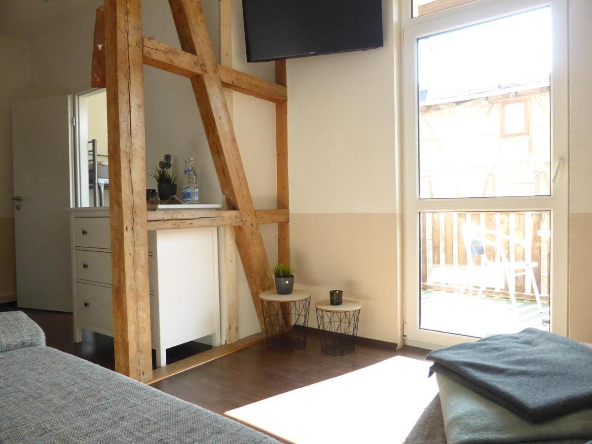 Ferienwohnung Friedrich Schiller, 2 Schlafzimmer, Balkon,kostenloses WiFi, nähe Zentrum, Jena Exterior foto